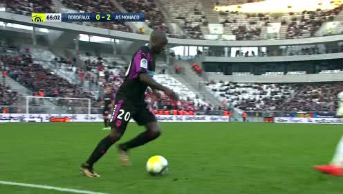 唯一后卫+断档领先！禁区命中率Top10：东契奇居首 湖人2中锋上榜（东契奇断档领跑、唯一后卫！禁区命中率TOP10：湖人两位中锋入选）