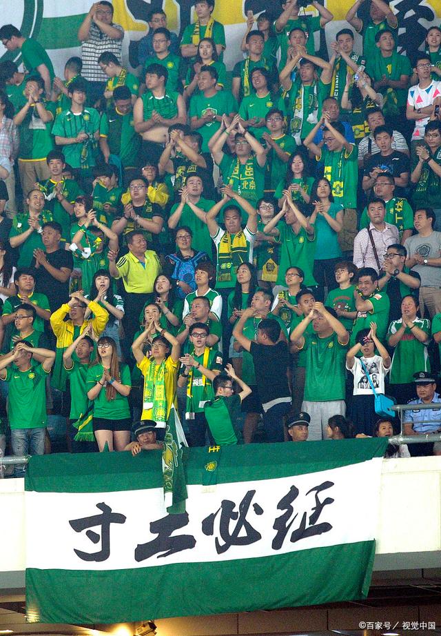 菲尔-琼斯预测欧冠第4轮：利物浦主场不敌皇马，曼城胜多特（菲尔-琼斯欧冠第4轮前瞻：皇马客场拿下利物浦，曼城力克多特蒙德）