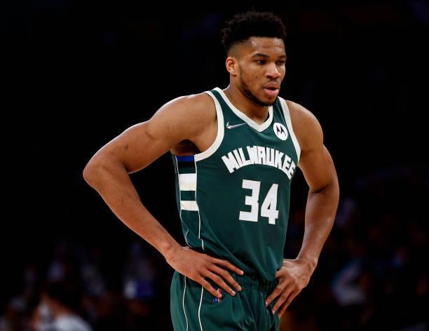 TA：切尔西的攻击线充满活力；巴萨需尽快找回去年的比赛强度（TA：蓝军锋线活力十足；巴萨亟需重现上赛季的比赛强度）