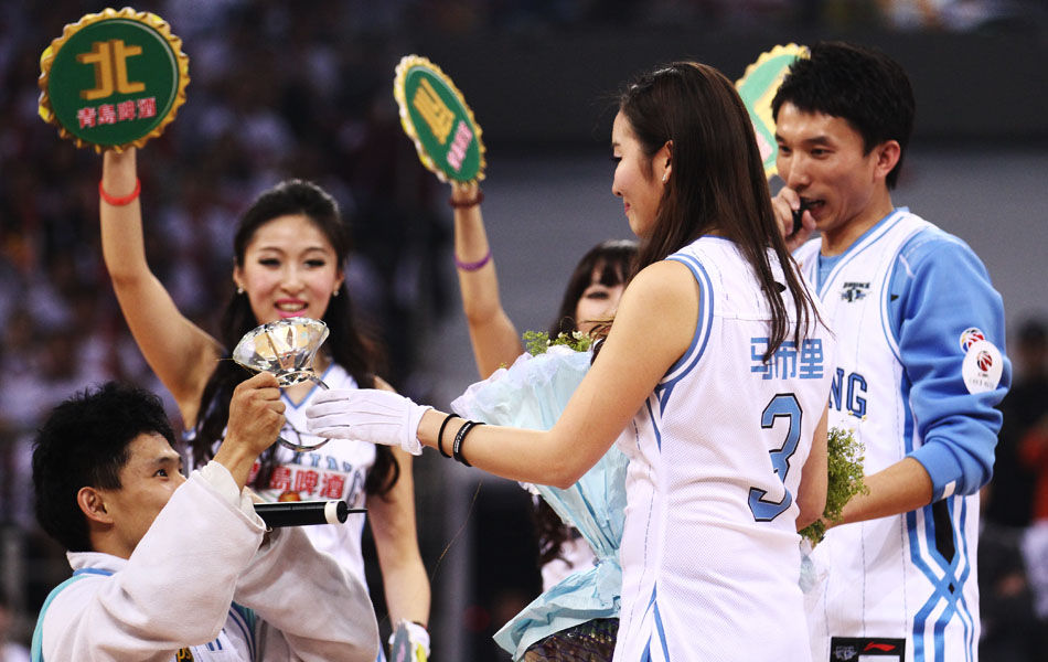 雷吉·米勒：十年后就算NBA出现四分线 我也不会感到意外！（雷吉·米勒认为十年后NBA引入四分线并不意外）