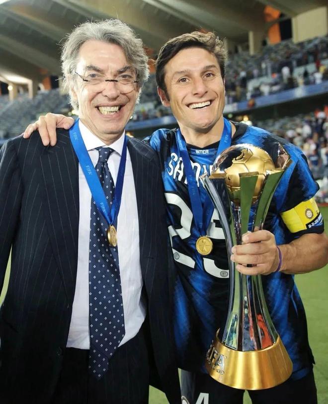 记者：库尔图瓦也伤了，将不会参加11月份国家队比赛（记者：库尔图瓦因伤缺席11月国家队赛事）