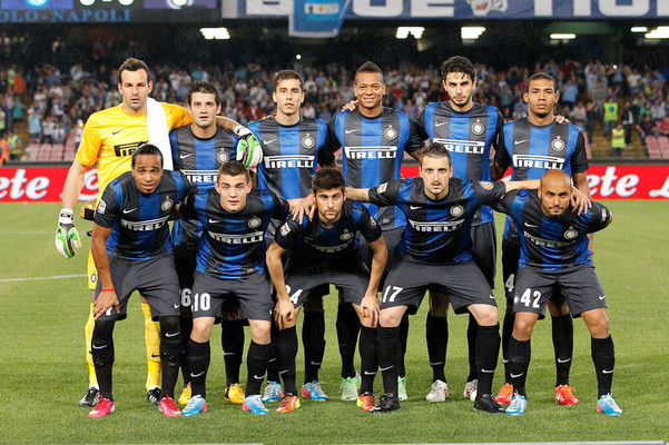 曼联迎战狼队，我真担心被惹毛的阿莫林，会帮利物浦解套！（曼联战狼队：就怕阿莫林发飙，替利物浦解困）