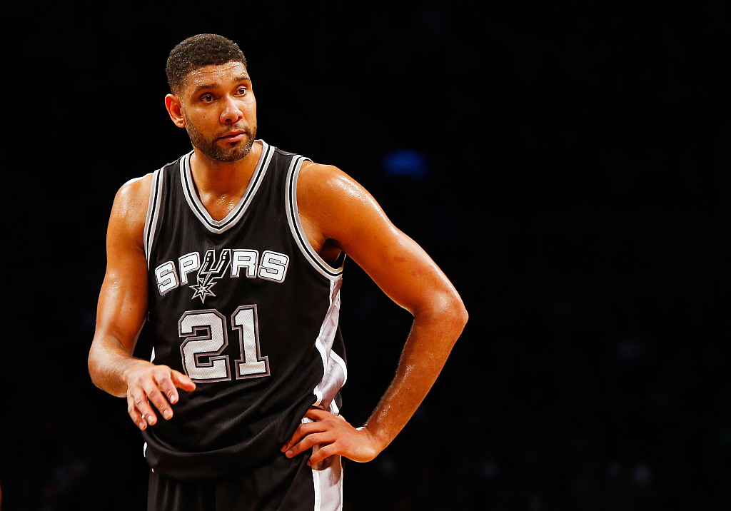 约基奇本赛季投篮命中率60%三分命中率40%，历史首人（约基奇本季投篮命中60%、三分命中40%，史上第一人）