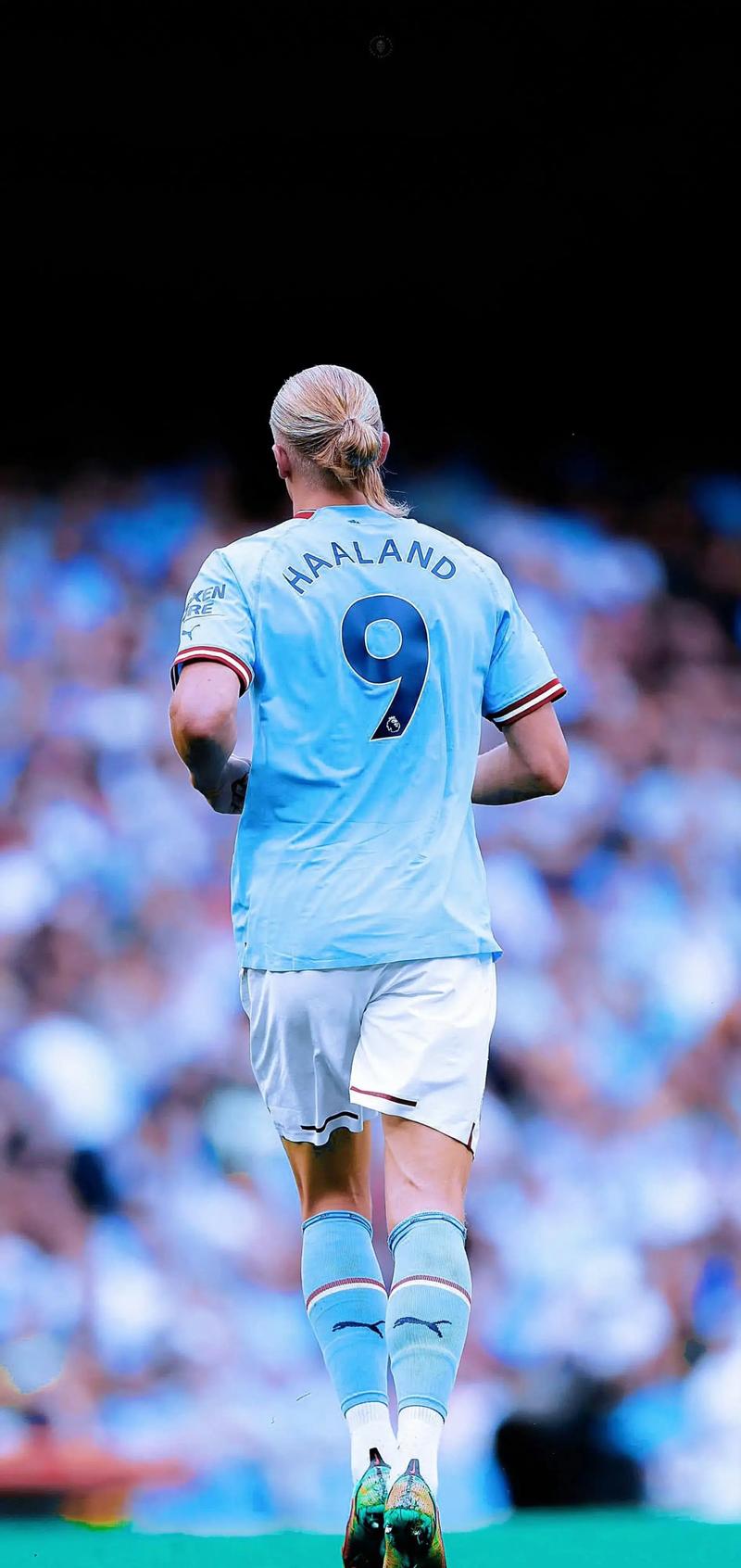 数据占优，拜仁对阿森纳5场不败，14次交手赢下8场（数据优势明显：拜仁近5战阿森纳不败，14次交锋拿下8场）